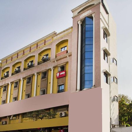 Balaji Residency Hotel Hyderabad Exterior photo