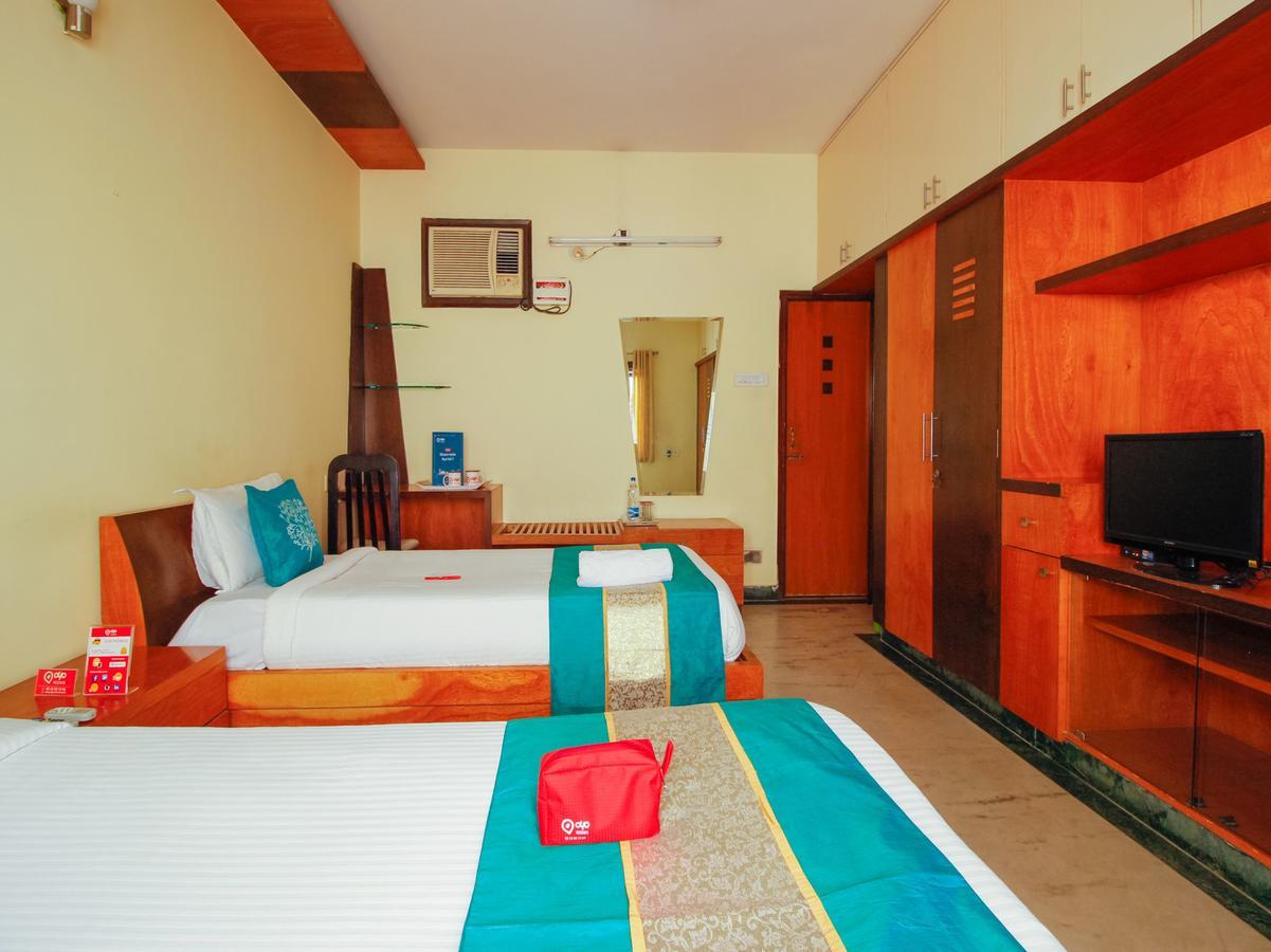 Balaji Residency Hotel Hyderabad Exterior photo